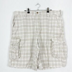 Izod Men’s Cotton Tan &‎ White Checkered Cargo Shorts Six Pockets Size 38